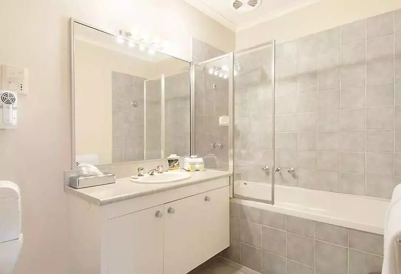 호텔 Ringwood Lake Inn