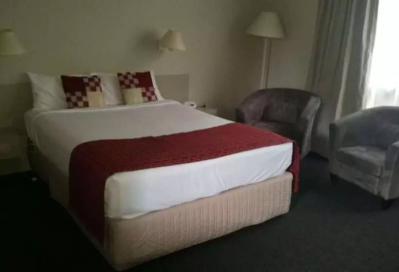 호텔 Ringwood Lake Inn