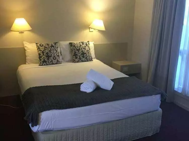 호텔 Ringwood Lake Inn