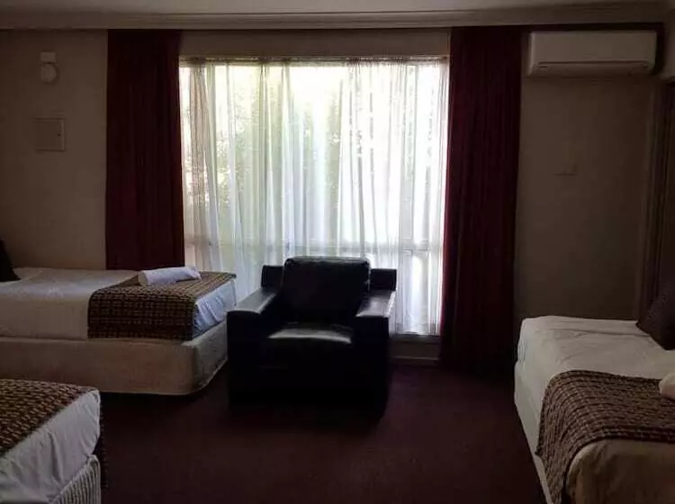 호텔 Ringwood Lake Inn