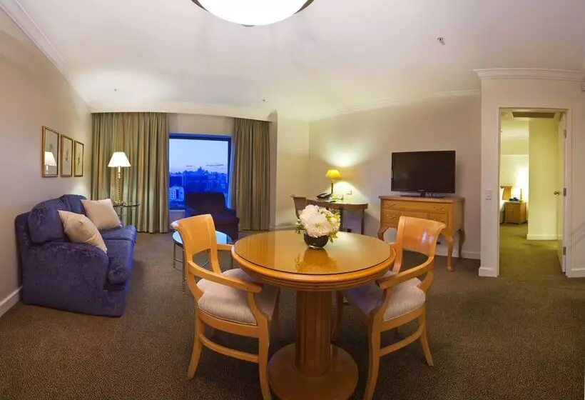 Stamford Plaza Sydney Airport Hotel & Conference Centre