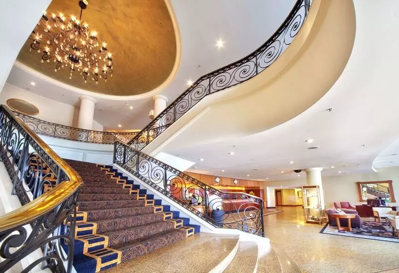 Stamford Plaza Sydney Airport Hotel & Conference Centre