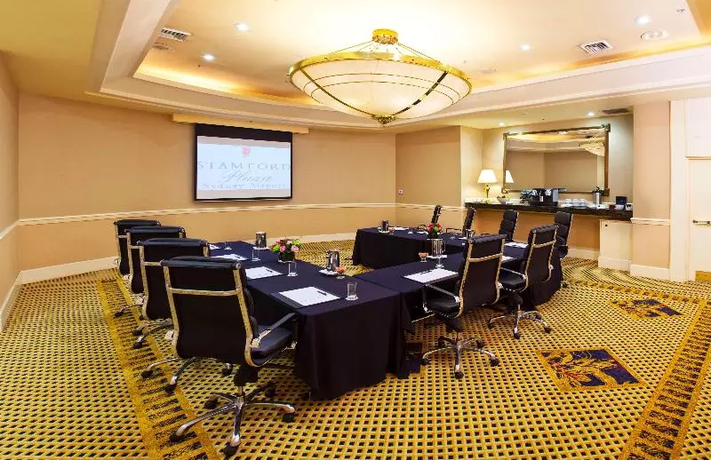 Stamford Plaza Sydney Airport Hotel & Conference Centre