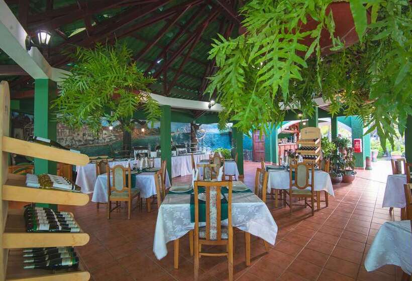 Jagua managed by Meliá Hotels International