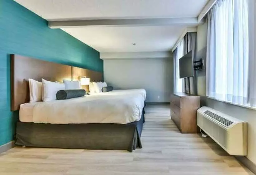 Radisson Suites Hotel Toronto Airport