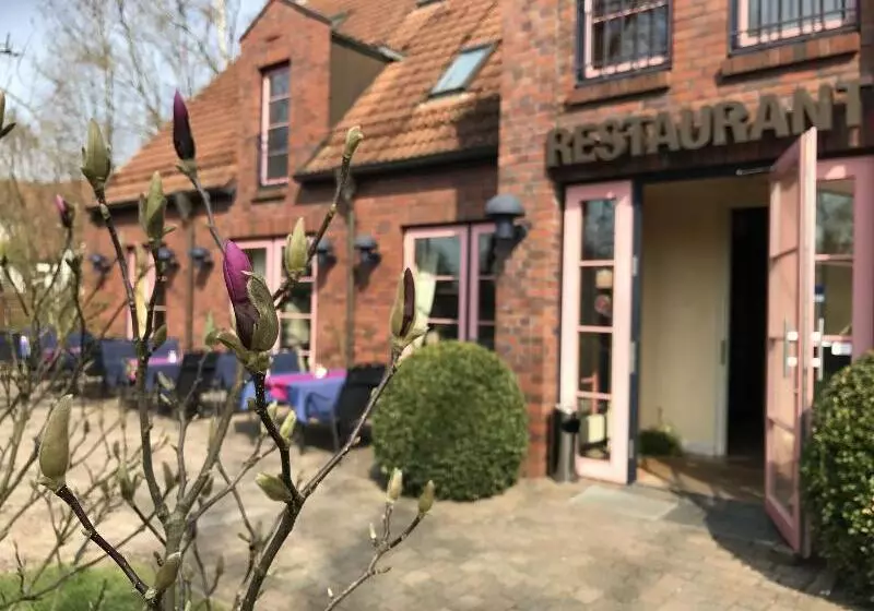 فندق Arte Schwerin