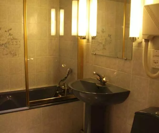 בית מלון כפרי Chateau Des Bondons Ei