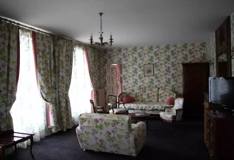 בית מלון כפרי Chateau Des Bondons Ei