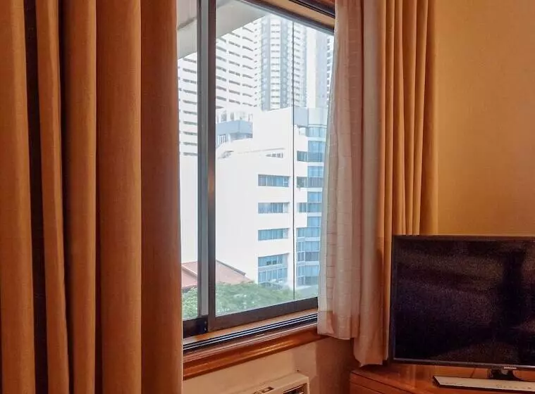هتل City Garden Suites Manila