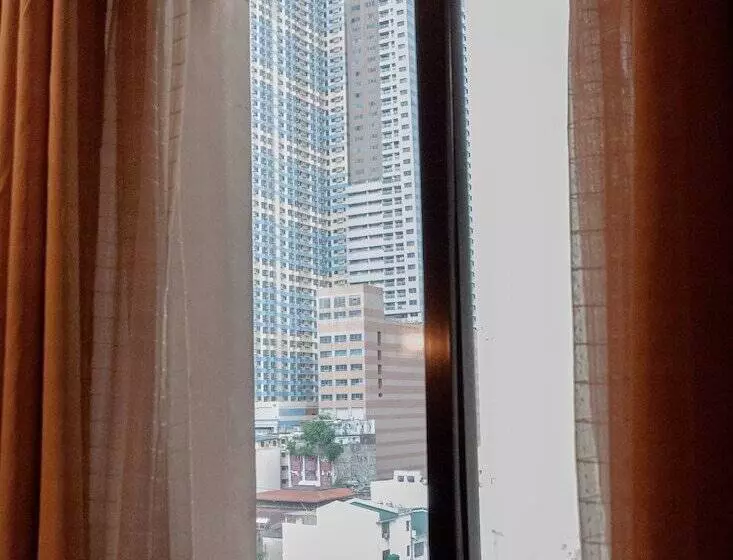هتل City Garden Suites Manila
