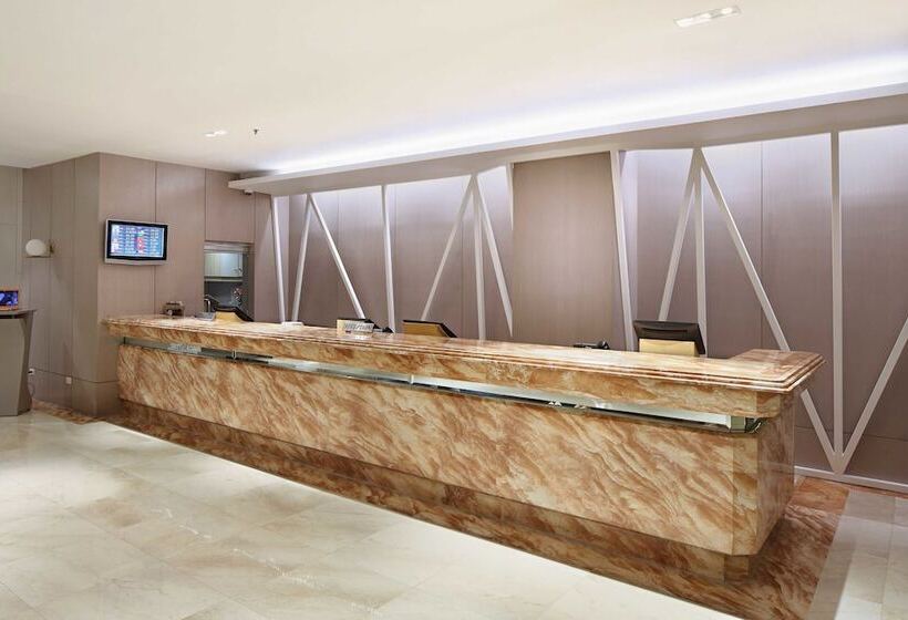 בית מלון כפרי City Garden Suites Manila