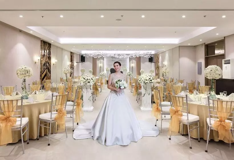 هتل City Garden Suites Manila