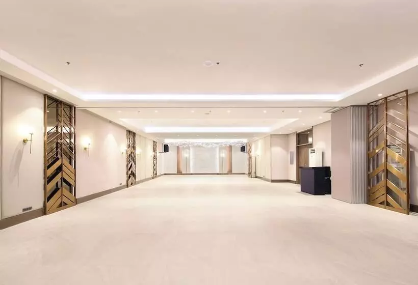 هتل City Garden Suites Manila