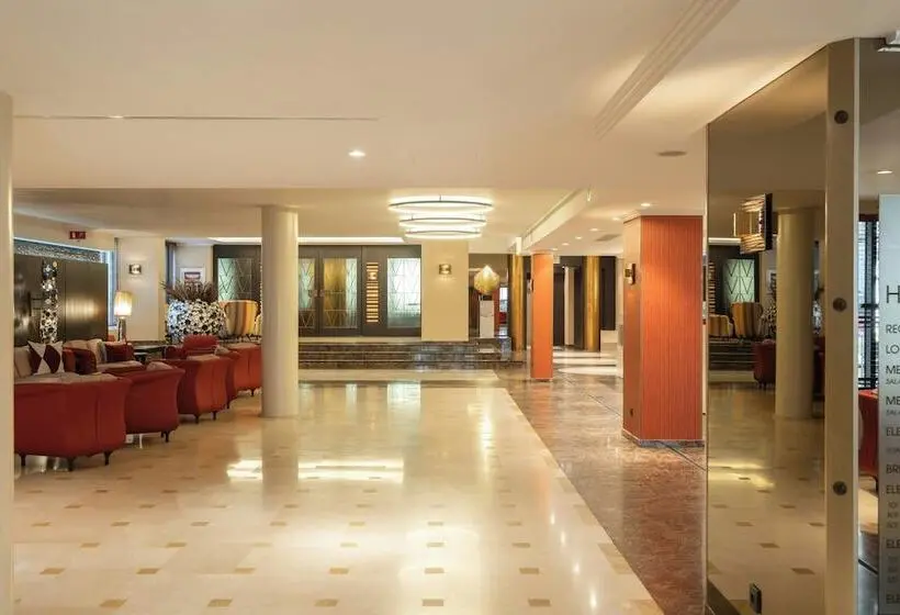 Hotel Hyllit
