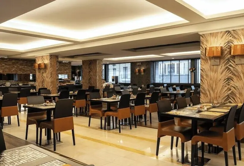 Hotel Hyllit