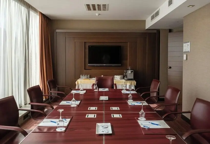 Hotel Hyllit