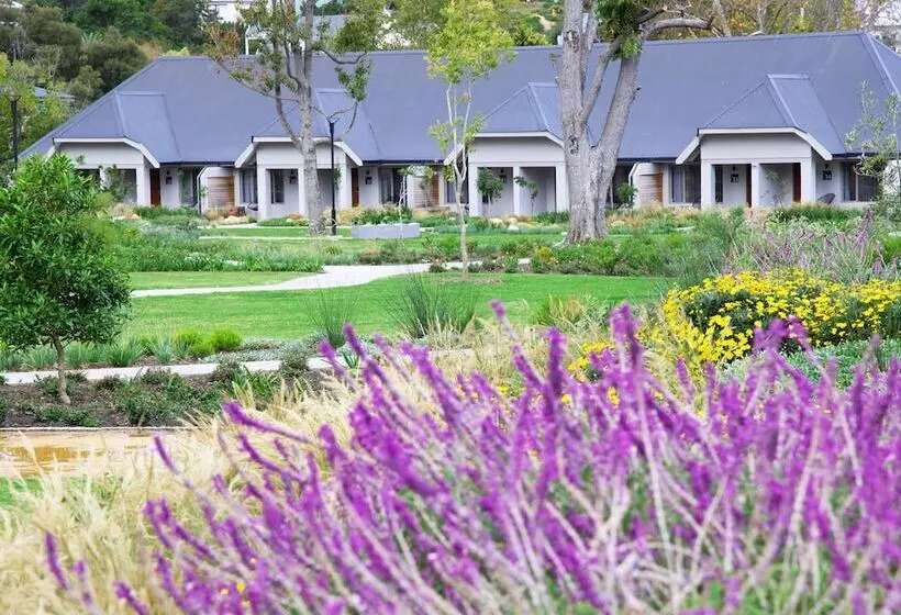 ホテル Knysna Hollow Country Estate