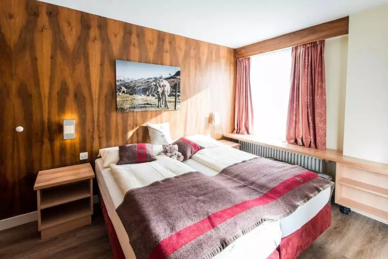 Hotel Le Petit Charmeinn