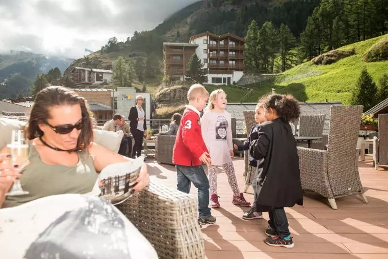 Hotel Le Petit Charmeinn