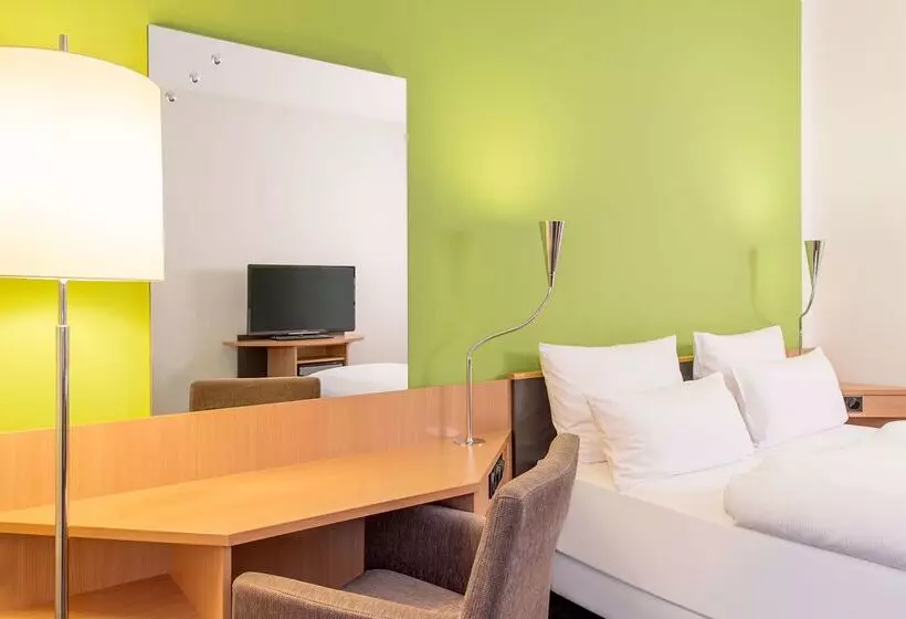 Otel NH München Messe