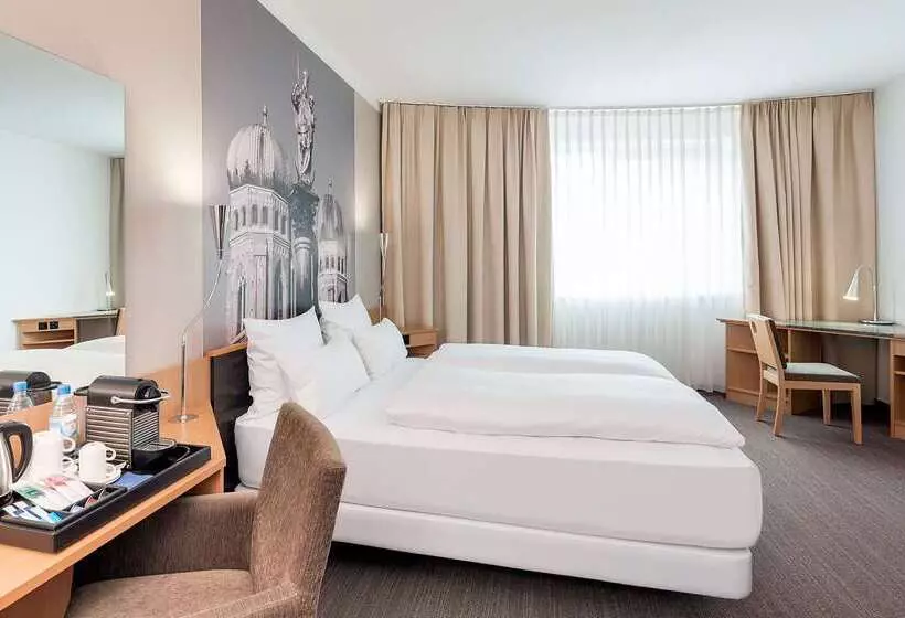 Otel NH München Messe