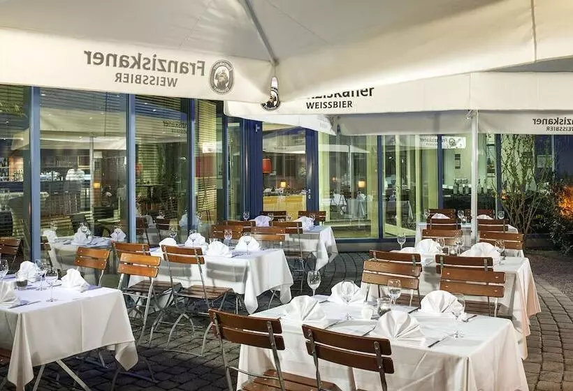 Otel NH München Messe