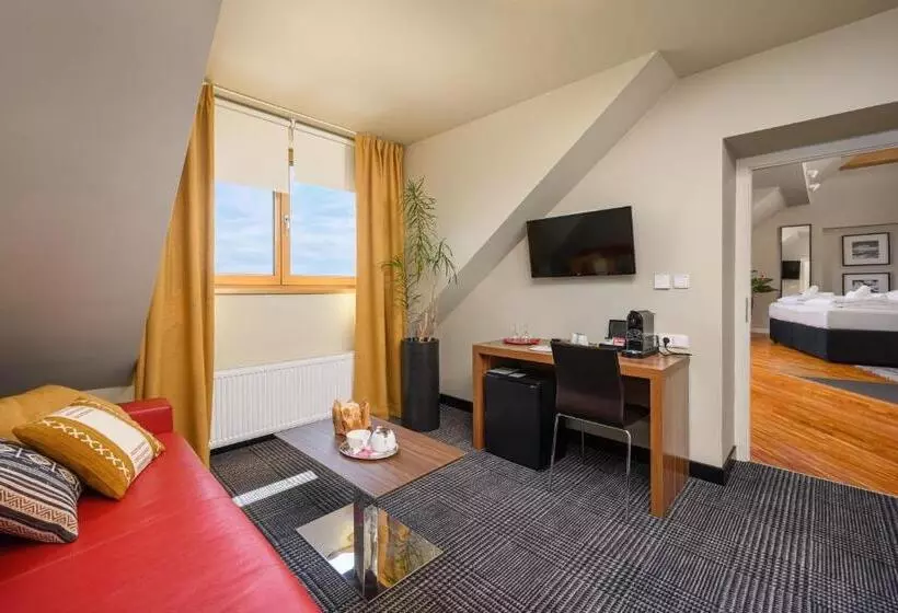 Szálloda Premier  Adults Only