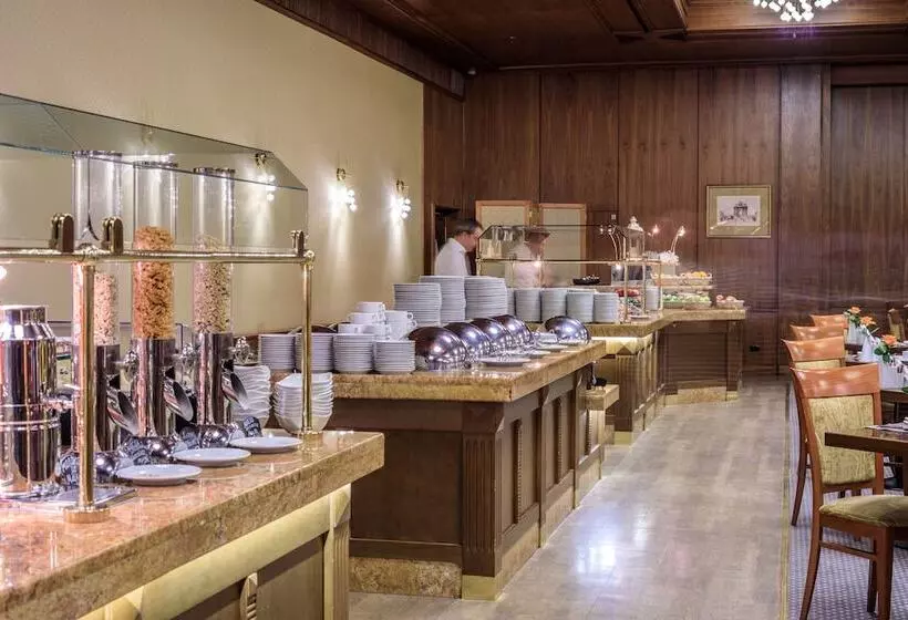 Отель President