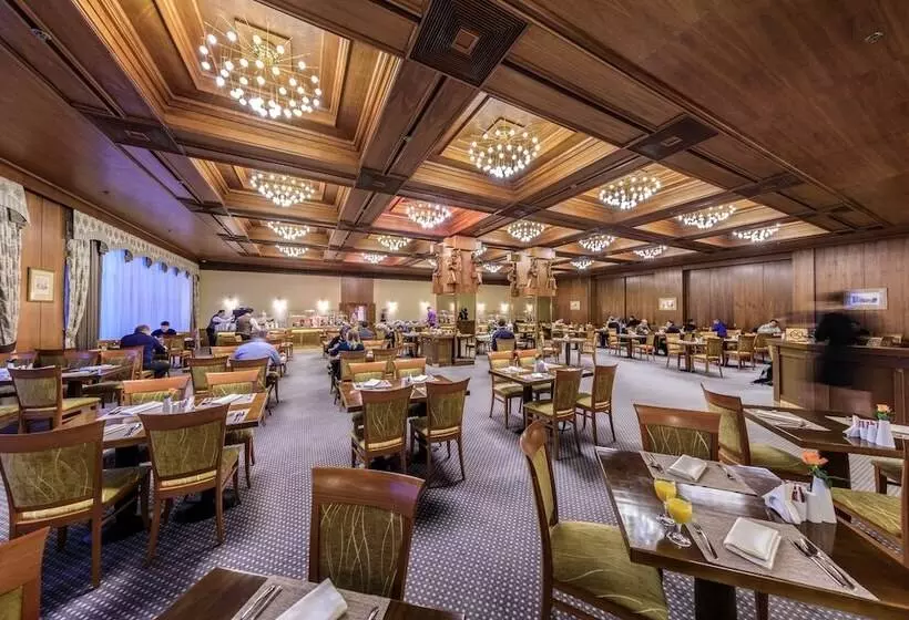 Отель President