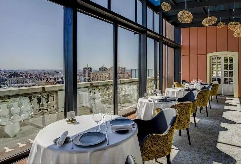 هتل Villa Florentine