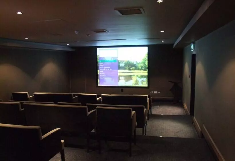 בית מלון כפרי Buxted Park Country House