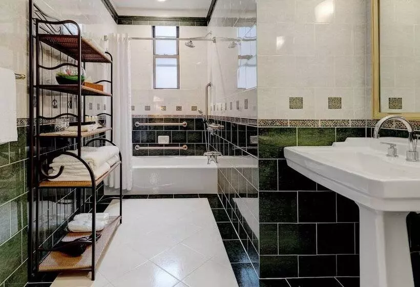 Casablanca Hotel By Library Hotel Collection