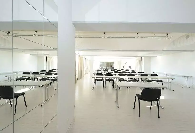 ホテル Centro Cadro Panoramica