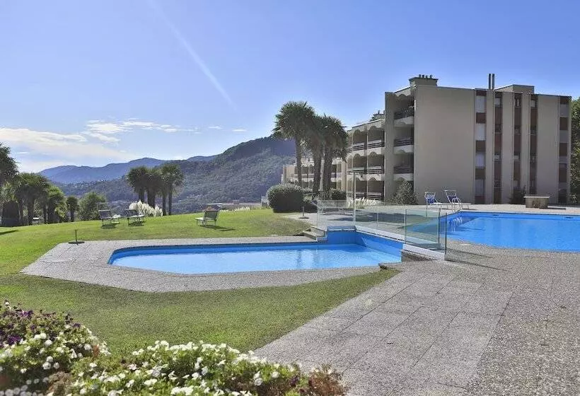 ホテル Centro Cadro Panoramica