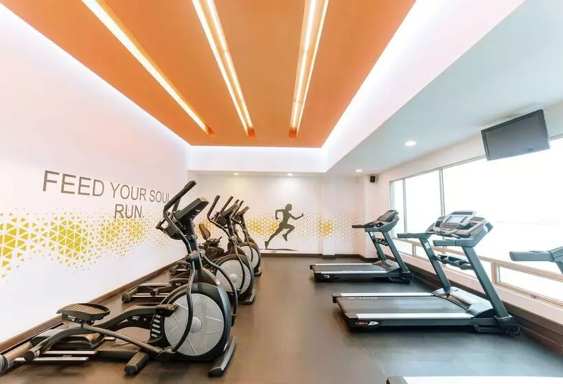 ホテル Clarion Suites Guatemala