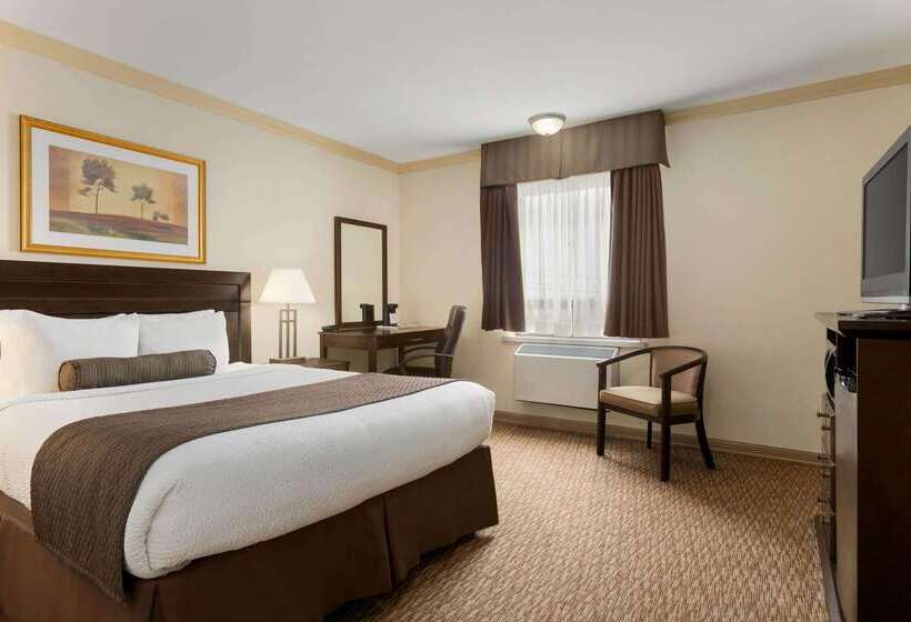 فندق Days Inn & Suites By Wyndham Sault Ste. Marie On