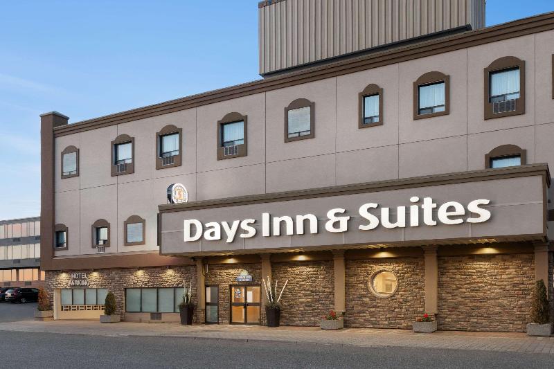 فندق Days Inn & Suites By Wyndham Sault Ste. Marie On
