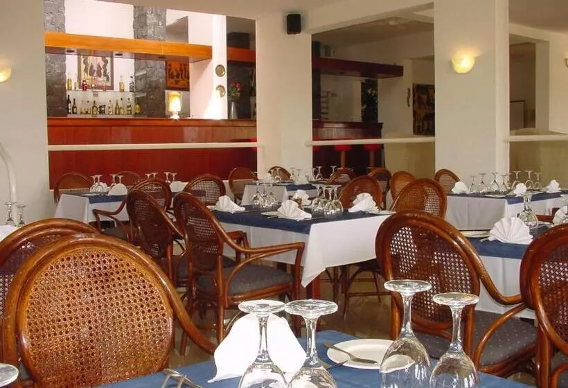 Flag Hotel Foya Branca