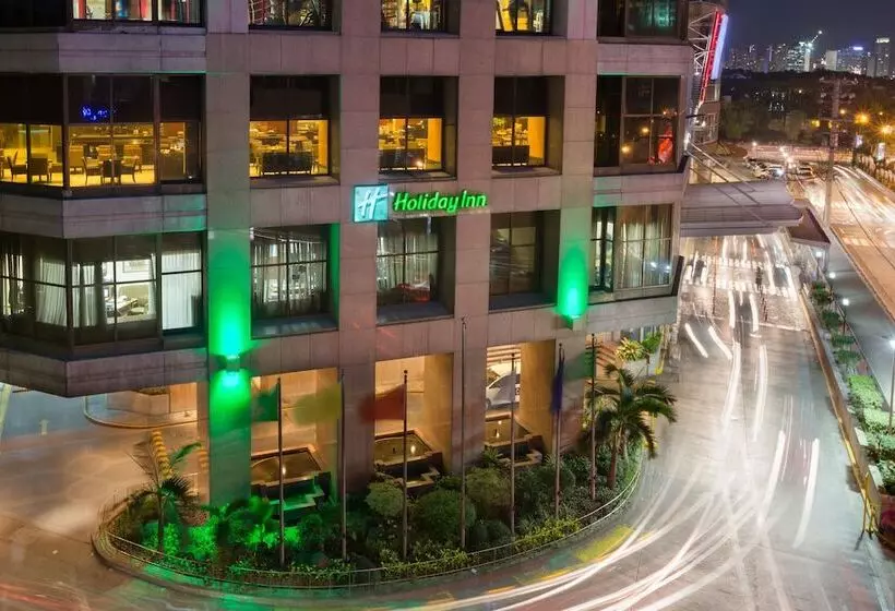 Отель Holiday Inn & Suites Manila Galleria, An Ihg