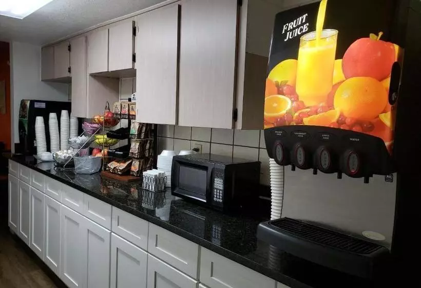 호텔 Howard Johnson By Wyndham Lake Front Park Kissimmee