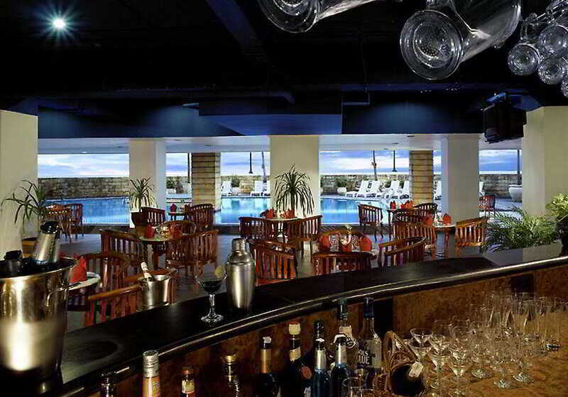 בית מלון כפרי Mercure Jakarta Batavia