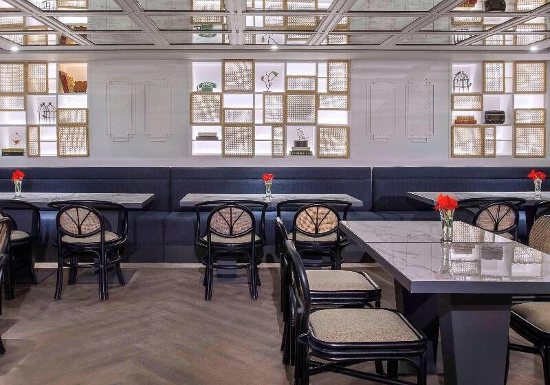 בית מלון כפרי Mercure Jakarta Batavia