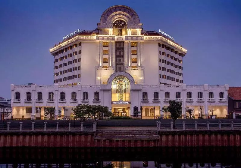 هتل Mercure Jakarta Batavia