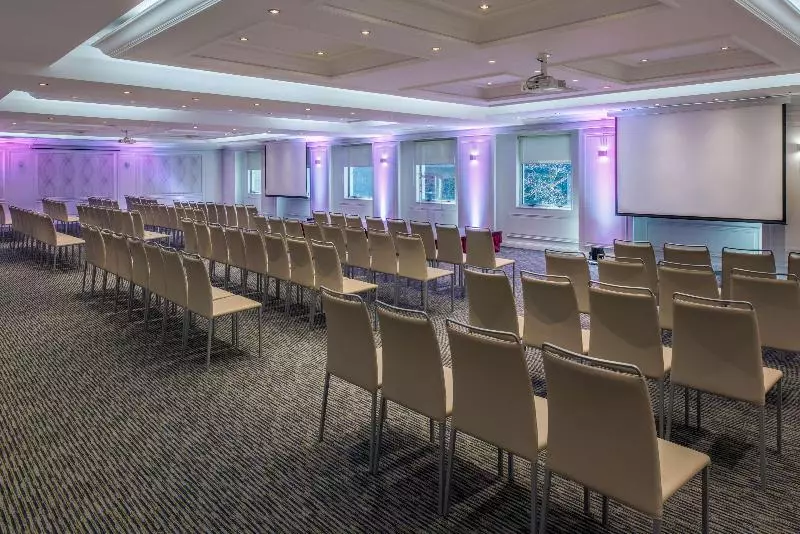 酒店 NH Collection Plaza Santiago