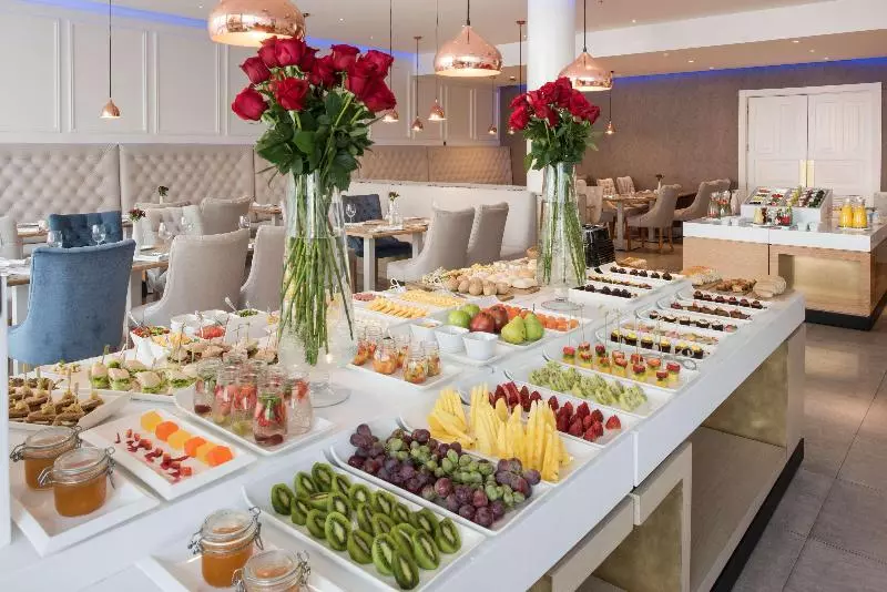 酒店 NH Collection Plaza Santiago