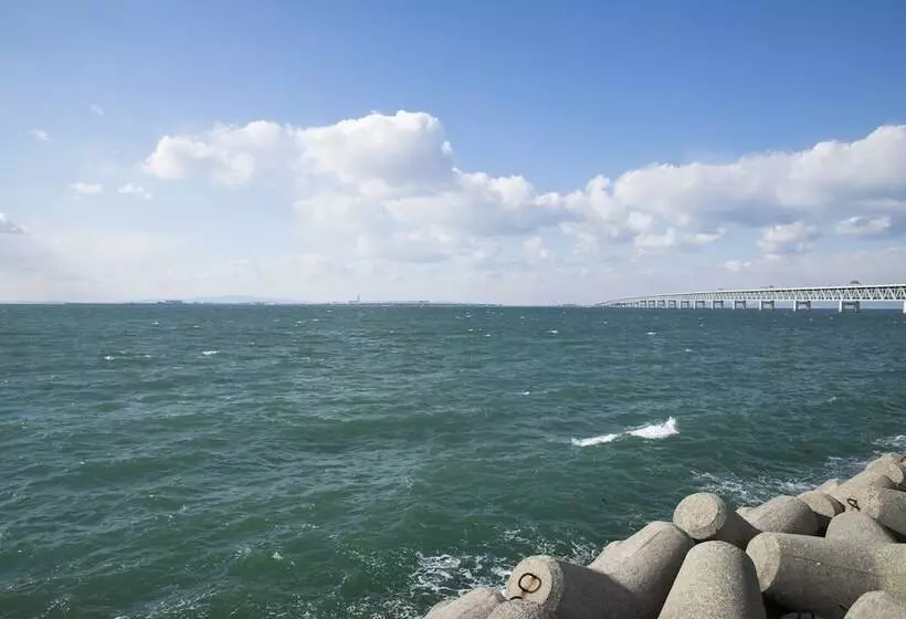 هتل Nikko Kansai Airport   3 Mins Walk To The Airport