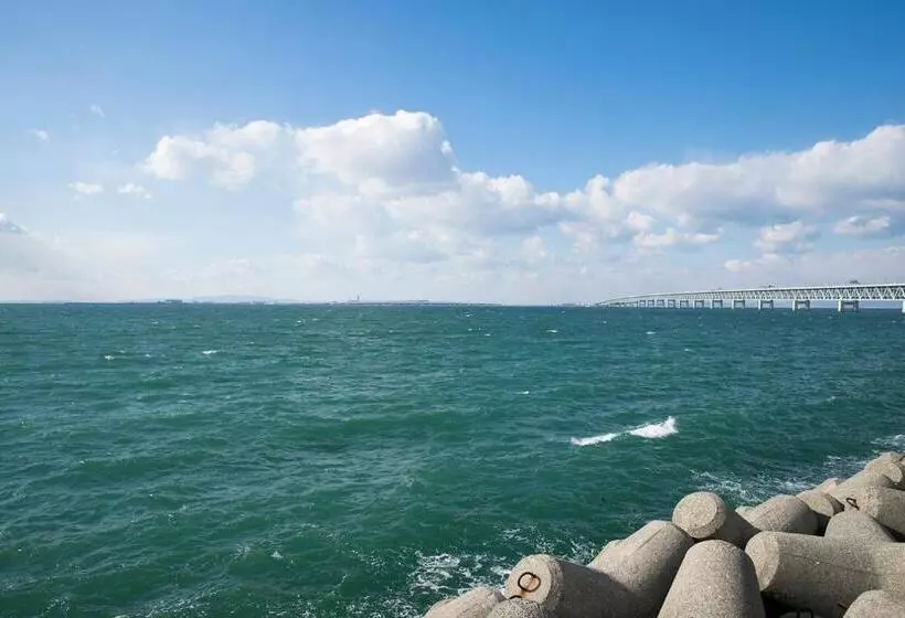 هتل Nikko Kansai Airport   3 Mins Walk To The Airport