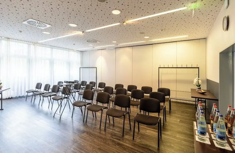 Hotelli Plaza Inn Zwickau