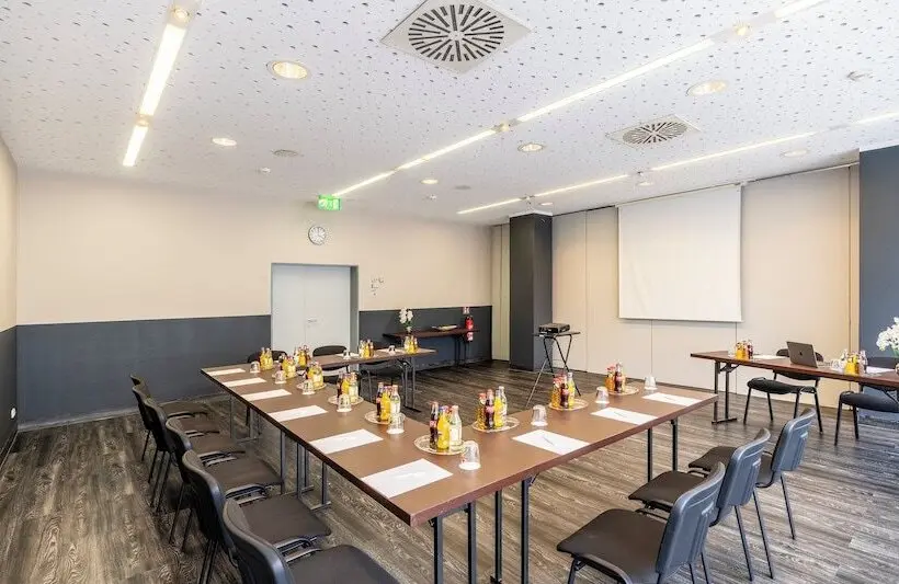 Hotelli Plaza Inn Zwickau