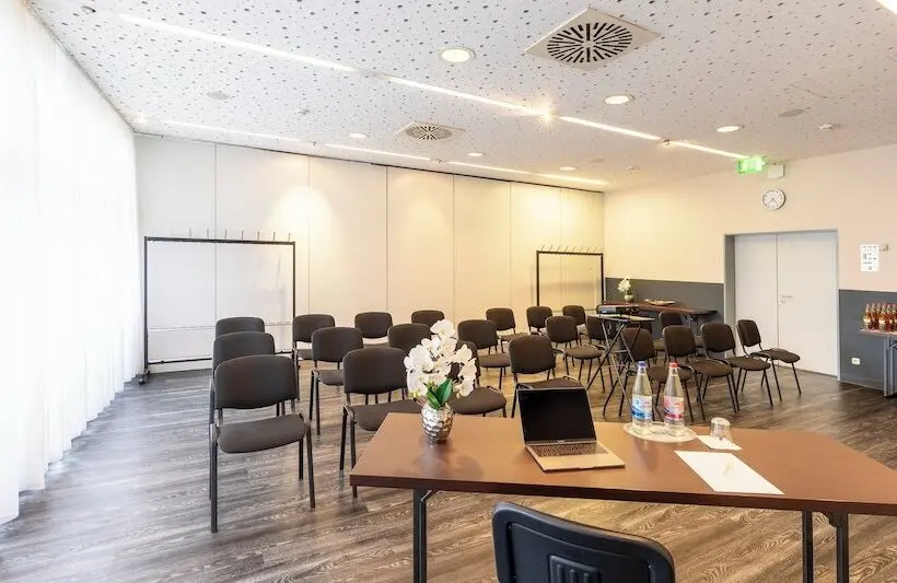 Hotelli Plaza Inn Zwickau